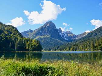 Obersee mit Brünnelistock
