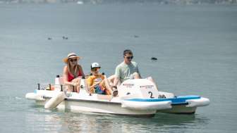Pedalo fahren auf dem Walensee © Thomas Kessler Visuals