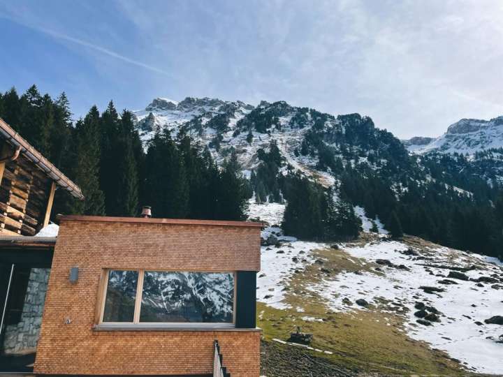 Berggasthaus Äugstenhütte