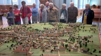 Glarus vor dem grossen Brand 1861 im Model Alt Glarus