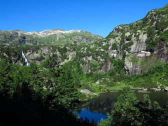Lower Murgsee with waterfall.