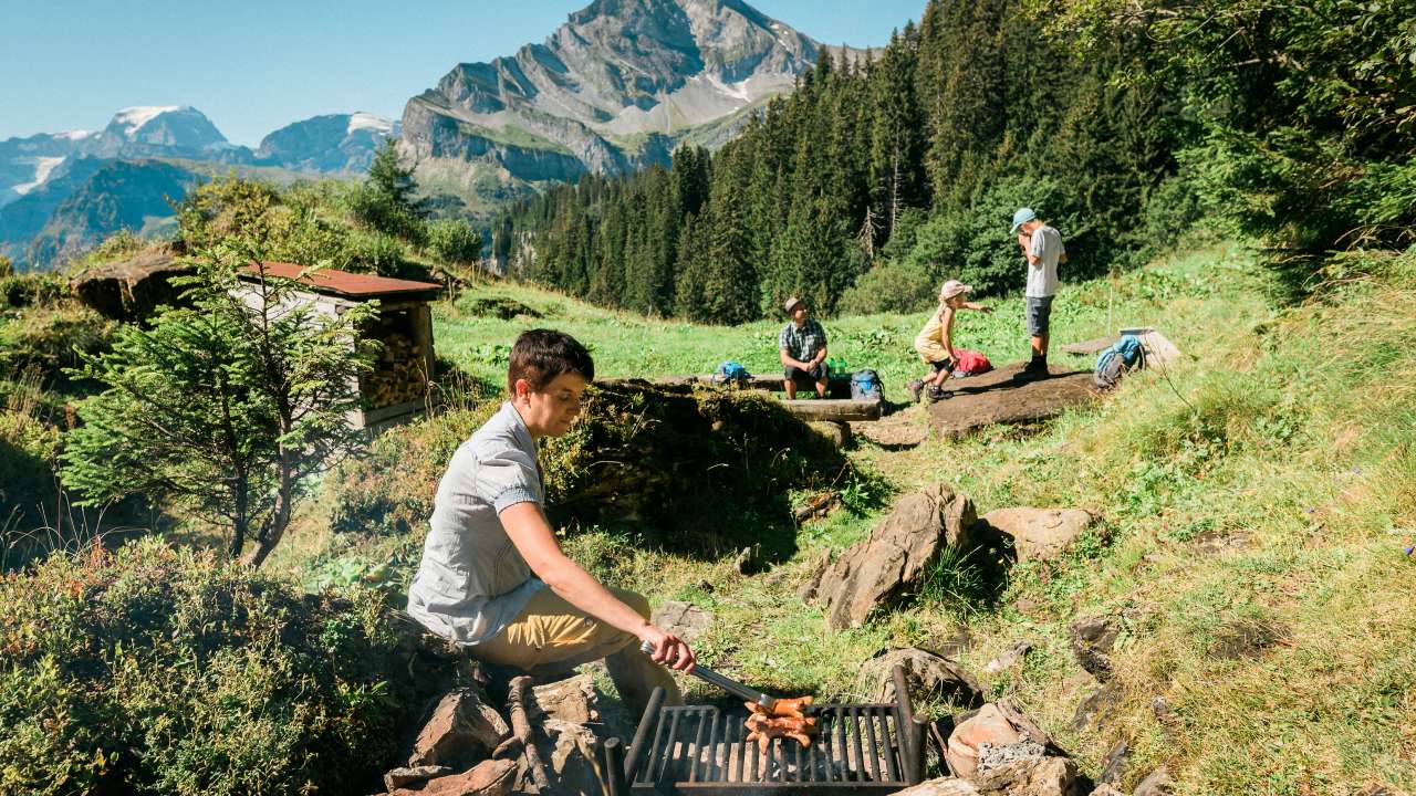 Feuerstelle Zwergenhöhle, Braunwald