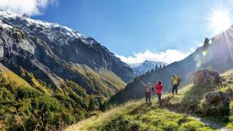 On the ViaGeoalpina from Weisstannen to Elm