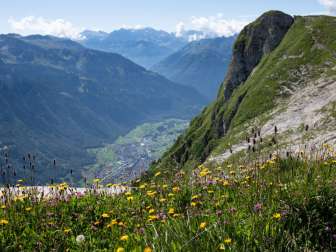 Tiefblick ins Tal, bevor es bald auf den Wiggis geht