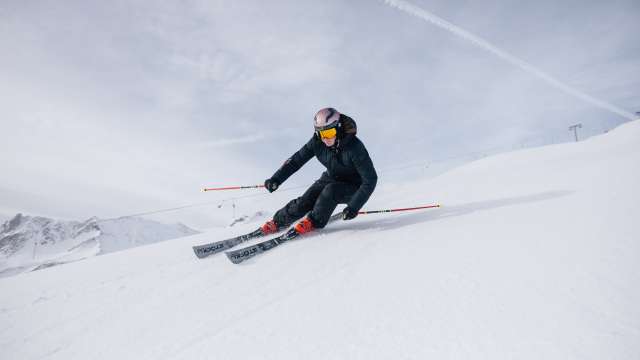 STÖCKLI-SKITESTTAGE & SKI- UND SNOWBOARDTEST mit Bikestopstation