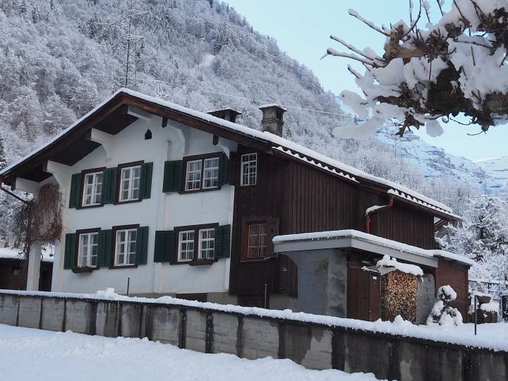 B&B näbed dr Chilchä