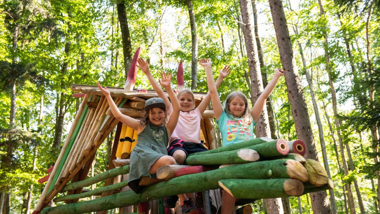 Kerenzerberg Dragon Playground